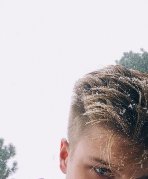 Alex Lange Instagram - it’s my birthday 🥳 it had to snow