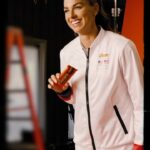 Alex Morgan Instagram - #ad it’s Team USA Legends vs Newcomers and I’m proud to representing the Legends by joining Team Reese’s, a Proud Supporter of Team USA, at #Paris2024. Reese’s is introducing its first-ever seasonal shape for summer, the Reese’s Medal, in celebration of the Olympic and Paralympic Games Paris 2024. @reeses #TeamReeses #Reesespartner #ReesesLegendVsNewcomer