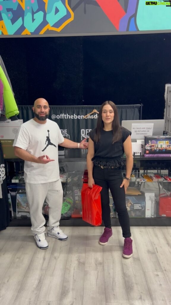 Alexa Grasso Instagram - The UFC Champ @alexa_grasso came by today and grabbed her first pair of J’s! 🙏