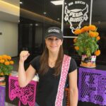 Alexa Grasso Instagram - No puedo creer que esta foto es de hace un año 😍 Me siento muy agradecida y afortunada de contar con su apoyo en mi preparación para cada pelea! Gracias @pegaduromedia Ser atleta PegaDuro me motiva mucho para seguir #PEGANDODURO 🧨🦾 #hechosenmexico 🇲🇽