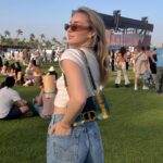 Alexa Losey Instagram - love you @levis 🎡🌵👖