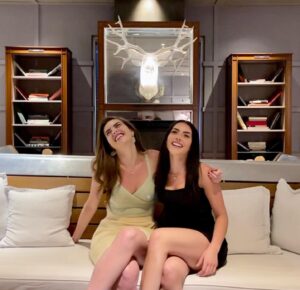 Alexandra Botez Instagram - Derpy but wholesome sibling energy