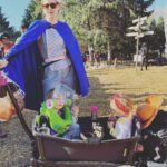 Alexandra Breckenridge Instagram - @veergear #toystory #halloween The only people that dressed up for this fair 😂