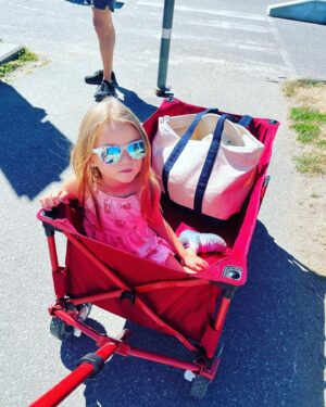 Alexandra Breckenridge Instagram - What a fun day!
Vancouver in the summer is absolutely the best ♥️🇨🇦