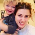 Alexandra Breckenridge Instagram - Tonight on NBC I will be On Law and Order SUV I had the pleasure of working with @therealmariskahargitay as an amazing actress, warm giving human and an incredible Director!! The entire experience was lovely ❤️ hope you all enjoy💋