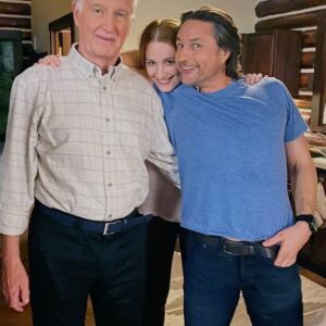 Alexandra Breckenridge Instagram - Thanks iPhone. Season 4