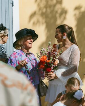 Alexia Mori Instagram - Aujourd’hui c’est l’anniversaire de la plus belle ❤️
Ma mamie fête ses 78 ans ! 
78 ans mais une forme olympique, toujours active, toujours entrain de rire, toujours entrain de radoter (oui oui mamie pardon) mais toujours ma mamie magicienne que j’aime ❤️
