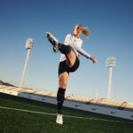Alexia Putellas Instagram - @alexiaputellas — back on the pitch and ready to own any top corner with the all-new 𝑷𝒉𝒂𝒏𝒕𝒐𝒎 𝑮𝑿 🎯   #NikeFootball