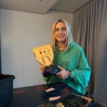 Alexia Putellas Instagram - It’s a true honour to be voted into the first ever @easportsfc Women’s Team of the Year. Thank youuuu! 💙🏆