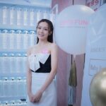 Ali Lee Instagram - @choifunghong_hk 特意推出 #爽身粉味沐浴露 沐浴時散發淡淡嬰兒香氣，為每次沐浴注入幸福感，令人勾起兒時回憶🛁 #choifung #JOSERISTINE #babypowder #showergel #JOSERISTINEBabyPowderShowerGel #madeinhongkong #彩豐 #彩豐行 #爽身粉味沐浴露　 #溫和配方 #香港製造 #爽身粉