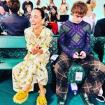 Alice Braga Instagram - Sobre dias incríveis em Londres com @burberry pra ver o desfile e fazer um editorial lindo que sai em breve na @voguebrasil Styling @ritalazzarotti 💛 Hair @garethbromell Make Up # Emma Lovell Partner in crime @crisnaumovs 💙