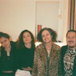 Alice Braga Instagram - Latin gang and a Brit 🤍 - Fiesta latina (e um britânico)