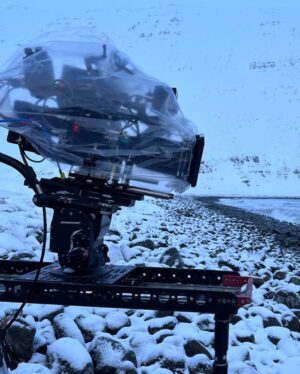 Alice Braga Instagram - Islândia, 2022
Filmando RETREAT (que estreia em breve!)
Ver a aurora boreal foi um dos momentos mais lindos que vivi na vida.
Amo filmar em lugares inusitados que me proporcionam essas experiências inacreditáveis. 
#TBT