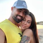 Alicia « Shanna » Kress Instagram - Bientôt 3 ans déjà 😍🙏🏼 Qui l’aurait cru ? 🤫 Rencontrer son âme sœur c’est tellement incroyable au quotidien 😍🙏🏼 pas tous les jours facile 😂 mais … l’amour grandit tous les jours et le notre est juste magique 🙏🏼 ♥️Et vous depuis combien de temps êtes-vous en couple ? PS : puisque c’est un post partagé moi aussi je vous dis 2 mots 😝 je vous souhaite de trouver votre moitié, celle pour qui vous avez été mis sur cette terre ♥️ #couplelove #couplephotography #hug