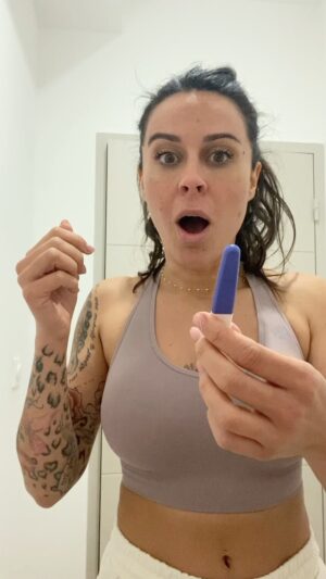 Alicia « Shanna » Kress Instagram - Mon combat.. 💪🏼🙏🏼
C’est aussi celui de beaucoup d’entre vous ! 💥
Voilà pourquoi j’ai choisi de créer un programme adapté aux débutants et confirmés !
Pour qu’on se motive tous ensemble : RDV LE 5 JUIN pour commencer !

Retrouvez mon challenge de 30j dans ma bio insta 🫵🏻

Ensemble on va plus vite et plus loin les Soldats 💪🏻🫡