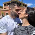 Alicia « Shanna » Kress Instagram - Un moment en amoureux qui a failli mal finir 😂 Ça fait du bien de se retrouver ❤️ Bon week-end à tous les amis Retrouvez l’intégralité de notre petite escapade dans notre dernier vlog le lien est dans notre bio 👍