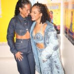 Alicia Keys Instagram - Hell’s Kitchen OFFICIALLY opened on Broadway last night and I’m still feeling the buzz. Grateful and in awe of this amazing show!!! I’m normally not a crier but last night got me haaa!! I don’t even have the words… just know this show will change you @HellsKitchenBway 💛💛💛 It’s so amazing to a have New York story right in the heart of NY Thank you deeply for all the love, connection and excitement for this show!! There is magic in the air ✨✨✨✨✨✨✨