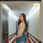 Alicia Keys Instagram - Hell’s Kitchen takes place in a building named Manhattan Plaza and we shot the Kaleidoscope music video at the real place where I grew up 🤯🤯🤯💙💙💙 What was so special about this building is that it’s the only one of its kind. With affordable housing for artists. So, everyone who lived there was a poet, a composer, a playwright, a violinist, an artist. The Ellington Room was where I did all my piano recitals as a girl. At the time, I would’ve never imagined this building held the experiences to one day create a Broadway play! Sometimes everything we’ve been waiting for is not as far as we think. This building was magical and so is this show! Get your tickets to @HellsKitchenBway 💛💛💛 This story will touch you! I promise! #RememberWhereDreamsBegin