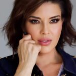 Alicia Machado Instagram - Good morning ☀️ my lovers! A disfrutar 🥳 de este viernes de #febrero2024❤️ Nos vemos esta tarde ⏰ en @lamesacaliente Como Conductora invitada ! Solo por @telemundo @telemundorealities