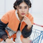 Alifa Lubis Instagram - HUT @indosiar ke 29 🧡 Mua: @marvinmakeup28 Hairdo: @mak_ekatommy Fashion Stylist: @indosiar Fashion designer: @michelleau_ Photo: @kippmarhadi