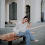 Alifa Lubis Instagram - Sayang aku ke kamu itu cuman sedikit , sedikit berlebihan maksudnya hiyaaaaa aowkaowk - - Photographer by @ohrayhan