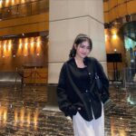 Alifa Lubis Instagram - mau buka puasa pake janji kamu aja soalnya lebih manis daripada takjil