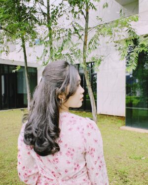 Alifa Lubis Instagram - Opet dan geal geol 😒
Nonton trus magic 5 yaa!!