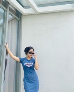 Alifa Lubis Instagram - Hidup kadang kidding padinding oi dinding pa dinding