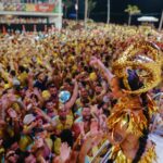 Alinne Rosa Instagram - Nosso #ZodíacoDoVale ferveu muito!!!! que delícia encontrar tanto #CorpoElétrico na avenida! 🔋⚡️ CHOQUE DE AMOR! ⚠️♈️🐉 #alinnerosa #carnavalalinnerosa #carnaval2024 #carnavaldesalvador
