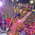 Alinne Rosa Instagram - Nosso #ZodíacoDoVale ferveu muito!!!! que delícia encontrar tanto #CorpoElétrico na avenida! 🔋⚡️ CHOQUE DE AMOR! ⚠️♈️🐉 #alinnerosa #carnavalalinnerosa #carnaval2024 #carnavaldesalvador