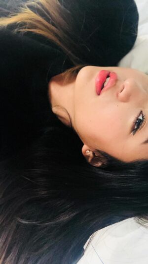 Alisha Rai Instagram - ✨❤️
