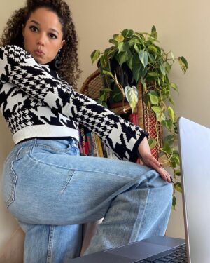 Alisha Wainwright Instagram - First sweatpants free zoom junket