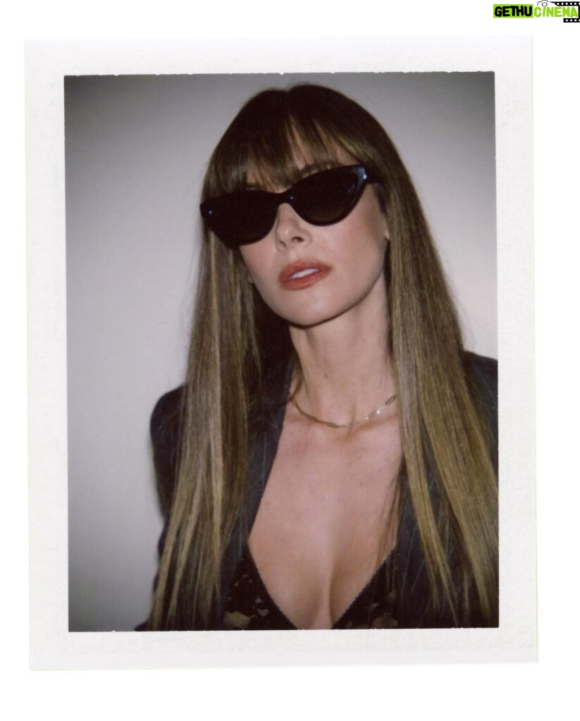 Alison Brie Instagram - Polaroids by @benjoarwas 🖤 @aninebingofficial
