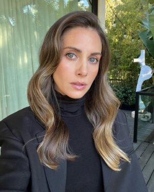 Alison Brie Thumbnail - 54.9K Likes - Top Liked Instagram Posts and Photos