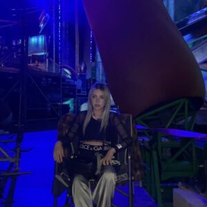 Alison Wonderland Instagram - This time last year I was 9 months pregnant playing the main stage at EDC Las Vegas. It was my favorite b2b of all time!!! See you all back under the electric sky tomorrow, but this time I’ll be solo. Everyone still asks how I did it and the answer is simple: THIS MAKES ME HAPPY
