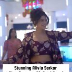 Alivia Sarkar Instagram – Stunning @reel2alivia at #AbarAwronneDinRatri Premiere ❤️ 

#AliviaSarkar #MoviePromotion #TheFilmySpy
