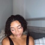 Alix Lapri Instagram - I miss you guys so much. And I’m back now. 😊 Thank you @whatwaistofficial for sponsoring this video. Black Define Band in M. 💗