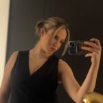 Allie Sherlock Instagram - Live love laugh music