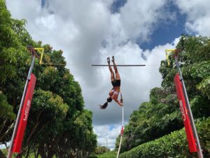 Allison Stokke Instagram - Pretty tough to beat backyard vaulting @ucs_spirit