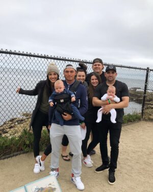 Allison Stokke Instagram - Fam🖤