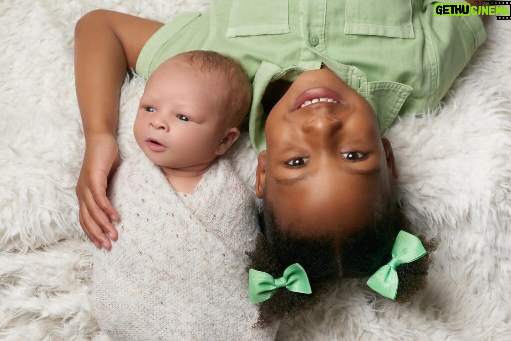 Allyson Felix Instagram - My little loves💕I’m so blessed to be their mom. By far my greatest accomplishment✨Happy Mother’s Day!