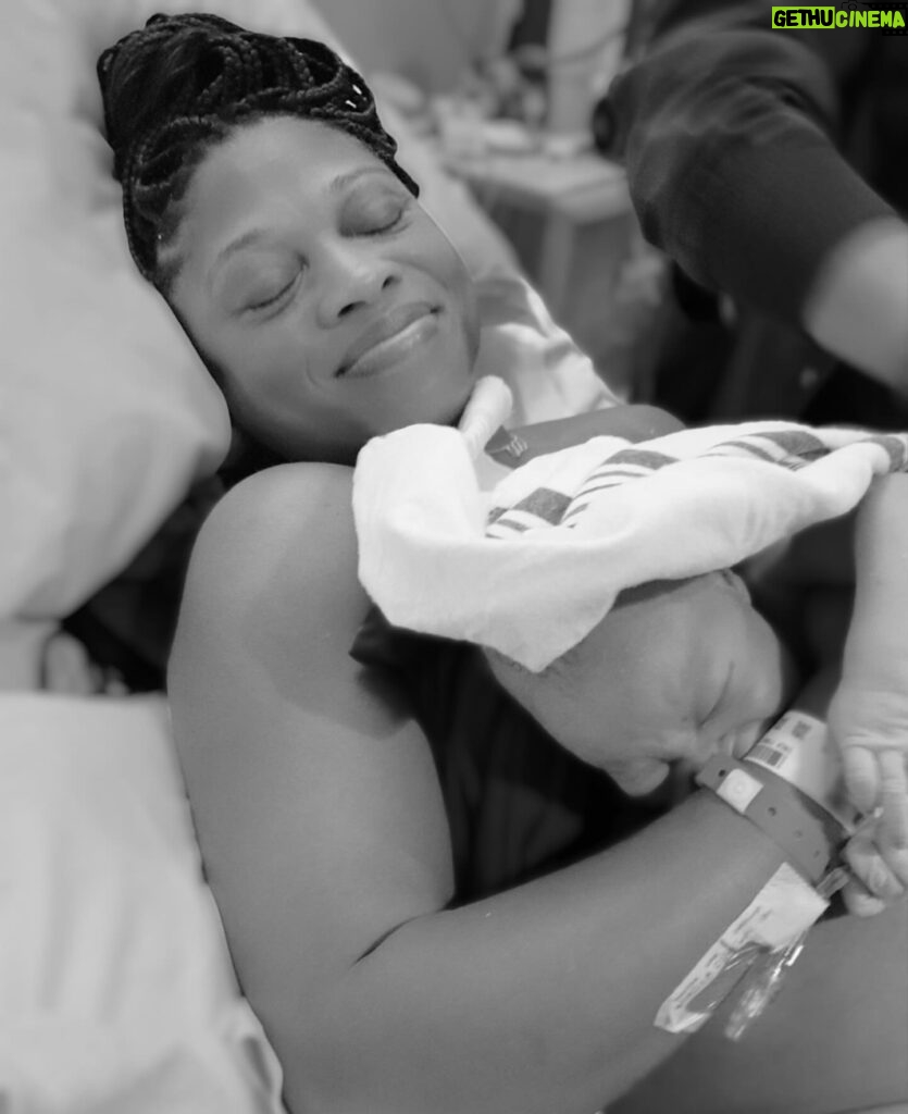 Allyson Felix Instagram - This journey!! After the traumatic and life threatening delivery I had with Cammy due to severe pre-eclampsia, the most important thing I wanted from this birth was for my son and I to survive. I’m so grateful to God that we did!🤍🙏🏾 I was blessed to have the unmedicated VBAC that I wanted so badly. Instead of sharing the usual challenges and traumas around birthing, I get to share the most beautiful, powerful, ridiculously hard yet insanely rewarding experience. My heart is bursting with gratitude because, this time it’s a story of joy and healing. Having a doctor who looked like me, understood my fear, listened and made me feel safe was everything! I simply could not have done it without my doula @chandlerchrista . She was the support and guide that I needed. She believed in me and encouraged me when I started to doubt myself. @doulalovescreation gave me the tools to be able to birth naturally using hypnobabies. My partner @supermanferg was my rock through it all. My advocacy work around black maternal health will continue because every woman of color deserves to have the full experience of joy in birth, instead of the fear we are accustomed to. We are so madly in love with Trey🩵 photos: @chandlerchrista