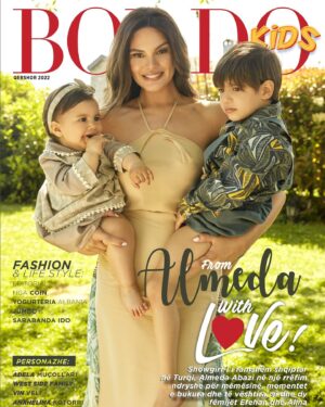 Almeda Abazi Instagram - ♥️ Ishte nje kenaqesi per mua te bashkepunoj me ju per cover tim te pare me dy engjejt e mi Efehan & Alina 🌸 @revistabordo @ildalumani 

Interview: Nada Biraci
Photographer: Jiyan Kızılboğa
Stylist: Gülcan Ince
MakeUp: Aynur Kabak
Hair: The Most Cadde, Ünal Demir, Alişan Çınar