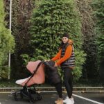 Almeda Abazi Instagram - Efehan izin verirse Alina’yi gezdiricez😆🧡 @anex_turkiye @anex_baby 😍🧡