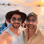 Aly Goni Instagram – Had so much fun on catamaran Sunset cruise 🥹💙🌊🇲🇺. 

@mauritius.tourism 
@europamedia.ent 
@mauritius_india 

#MauritiusNow
#FeelOurIslandEnergy
#mauritiustourism