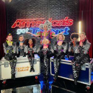 Alyssa Edwards Instagram - Cue All The Rainbow FireWERKS, 
It’s SHOWTYME Folks 🌈
My Dance Kiddos @beyondbeliefdancecompany Will Be On @agt Next Week❗️
Tune in 8/7c on @nbc 🎉
#AGT #BBDC #TheUnicornTribe #DancingQueen