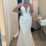 Amélie Neten Instagram - Magnifique matinée entre filles chez @boudoir_prive Toutes les robes étaient magnifiques. La boutique se trouve à Liège, dans la galerie Saint-Lambert. N'hésitez pas à y aller, les filles ! 😍 #robe #mariage #journéegirly