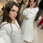 Amaia Romero Instagram - me siento tan afortunada de formar parte de algo tan fuerte...... gracias @soyambrossi y @javviercalvo por ser los mejores, haberme guiado como nadie y darme este regalazo......😮‍💨😮‍💨😮‍💨 a toda la gente que he conocido que es increíble!!! y a mi hermano y hermanas @rogercasamajor @macarenagarciaoficial @imcristinarueda @mabelolea_ @mylova_vaal @sara.roch_ @aniaguijarro me ha encantado hacer esto con vosotras🥹🥹💕💕