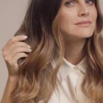 Amaia Salamanca Instagram - #publi Puesss… qué mejor momento para volver un poco al rubio que antes de verano!! Gracias @schwarzkopfpro.spain y @mariaroberts25 por aconsejarme, tus manitas son oro! #blondme #authorityinblonde #schwarzkopfprofessional #schwarzkopfpro #partnersincraft