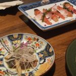 Amanda Chou Instagram - / 以後去居酒屋又多了一個新選擇🍻 inari 現代居酒屋 將經典料理注入主廚的創意 打造出日本和西方融合的酒肴 擺盤上也看得出注重細節 無國界小料理與特色下酒菜 非常適合下班後跟三五好友來小酌聊聊天 推推 酒醉胭脂蝦 油封雞肝 煙燻蛋馬鈴薯沙拉 鹽昆布季節生菜沙拉 冰淇淋最中 謝謝哥招待😋週末愉快 @inari_izakaya